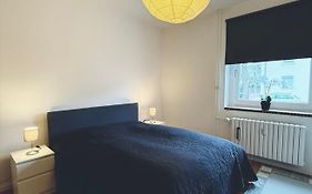 Zentrale Grosse Vollausgestattete Wohnung Fuer Alle Zwecke Perfekt Geeignet
