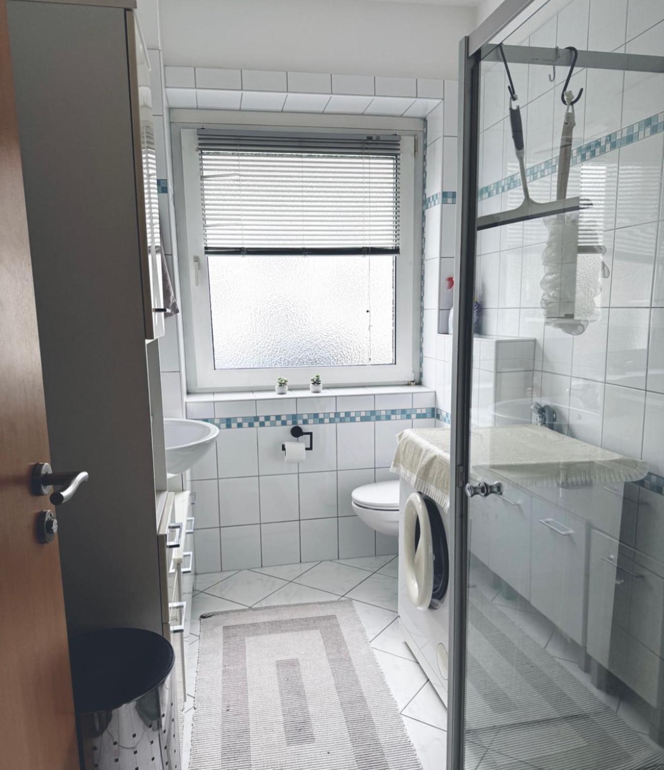 Zentrale Grosse Vollausgestattete Wohnung Fuer Alle Zwecke Perfekt Geeignet Witten an der Ruhr Exterior foto