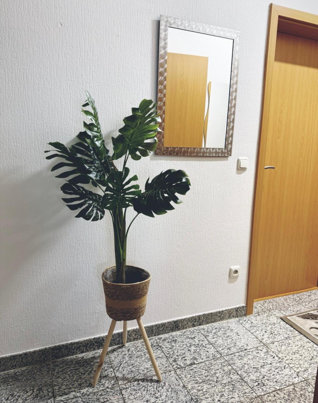 Zentrale Grosse Vollausgestattete Wohnung Fuer Alle Zwecke Perfekt Geeignet Witten an der Ruhr Exterior foto